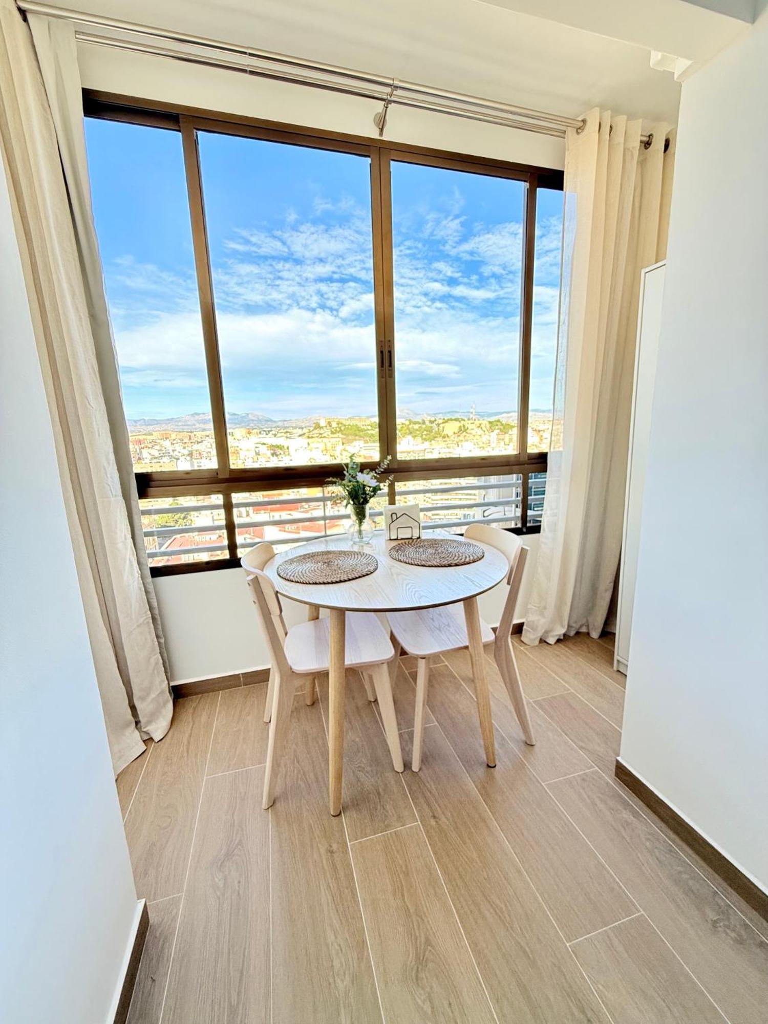 Apartament 18Th Floor City Center Riscal 阿利坎特 外观 照片